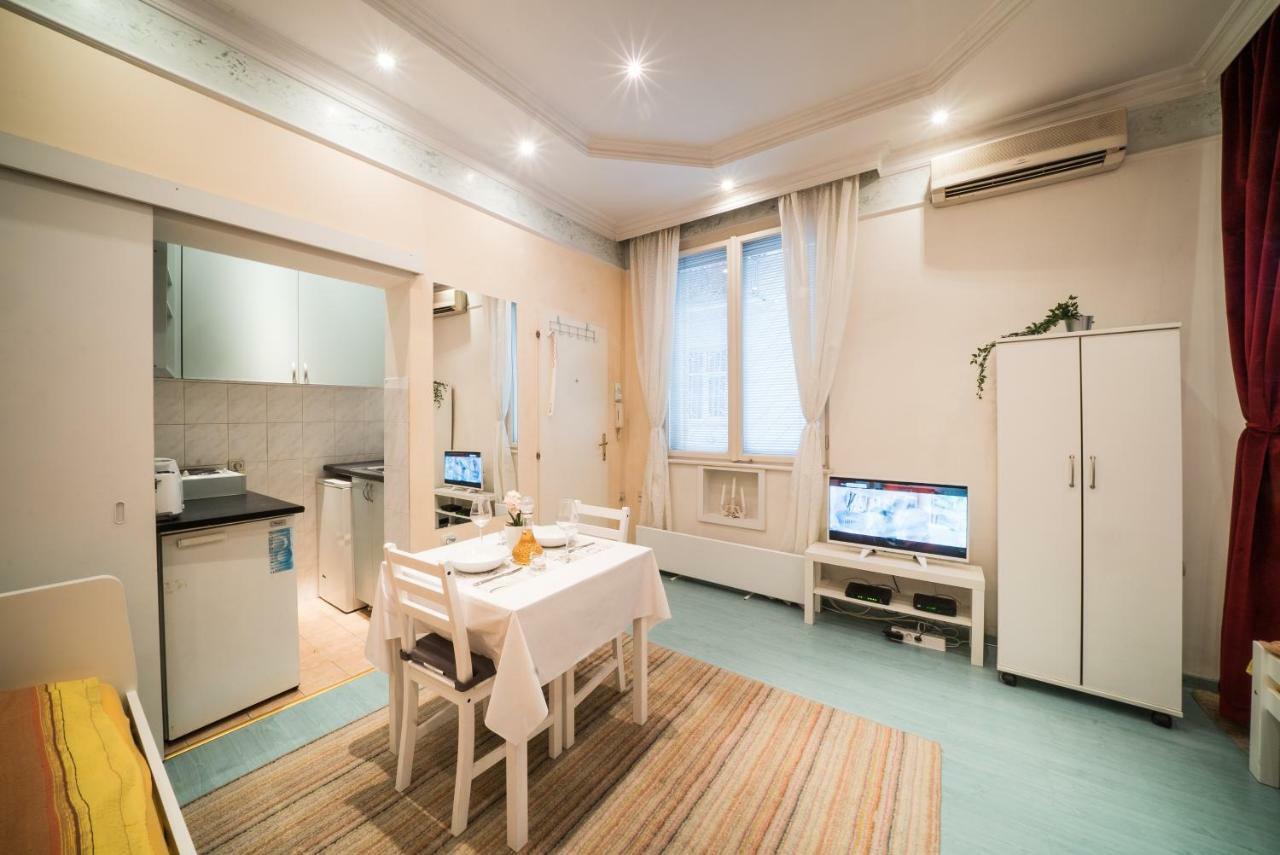 White Pearl Apartment Belgrado Buitenkant foto