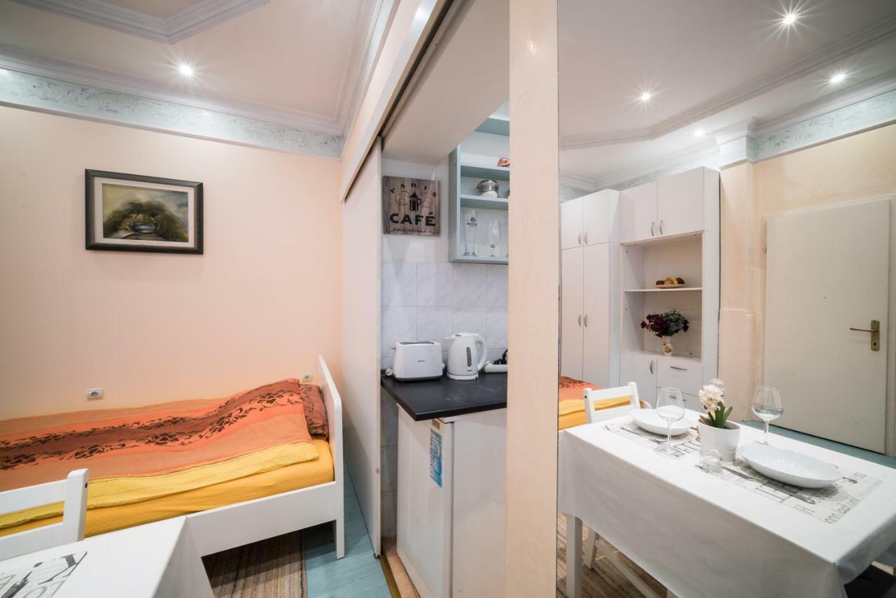White Pearl Apartment Belgrado Buitenkant foto