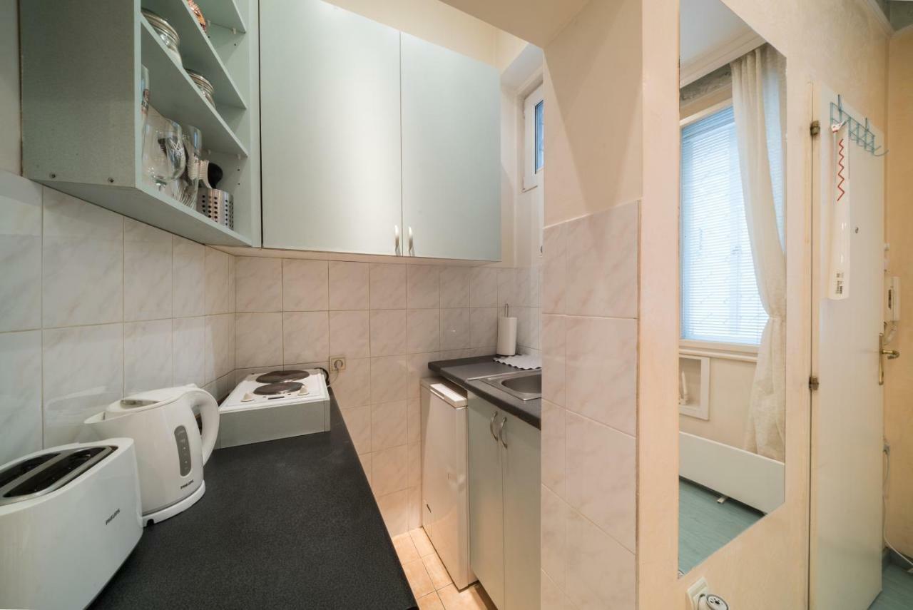 White Pearl Apartment Belgrado Buitenkant foto